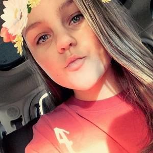 Meet your Posher, Erica